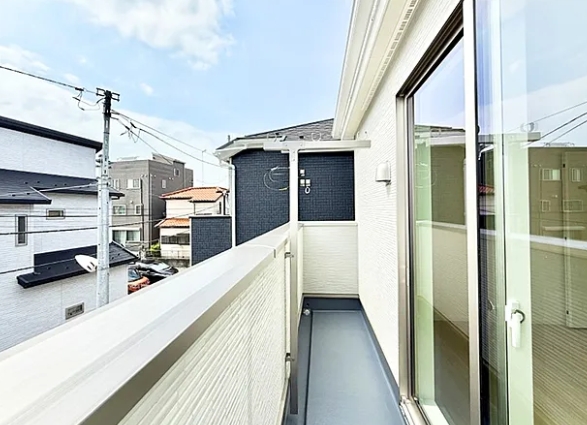 相模原市中央区上溝の新築戸建て1のバルコニーの写真