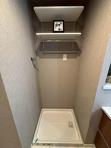 八王子市散田町1丁目の中古マンションの洗濯機置場の写真