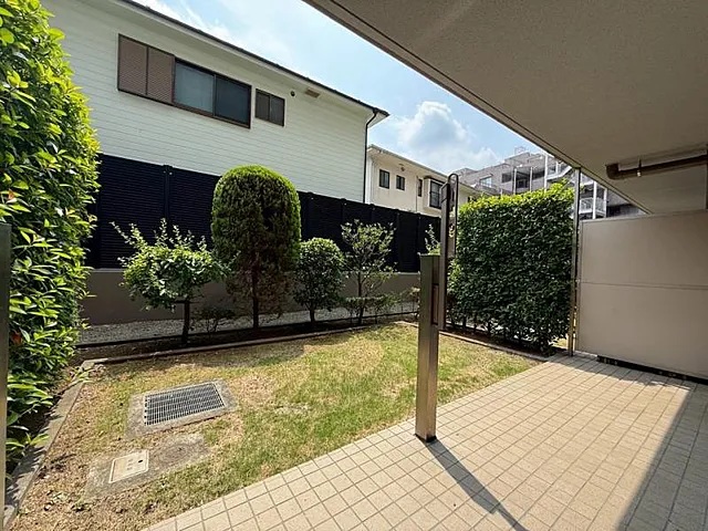 八王子市散田町1丁目の中古マンションのテラスの写真