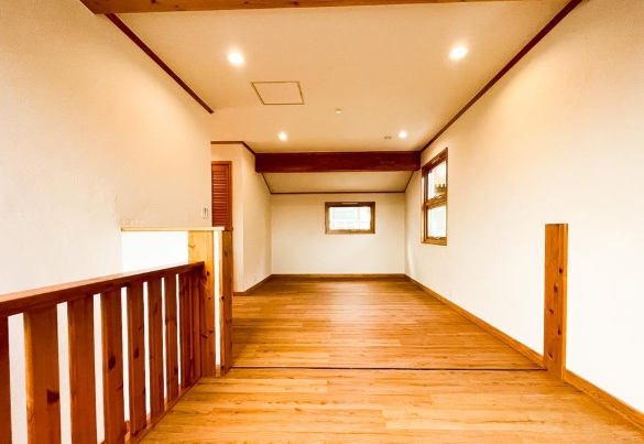 町田市東玉川学園2丁目の中古戸建ての洋室2の写真