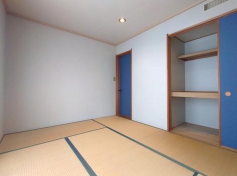 町田市本町田の中古戸建ての和室の写真