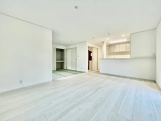 町田市上小山田町の中古戸建て12のダイニングの写真