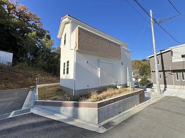 町田市上小山田町の中古戸建て12の外観の写真