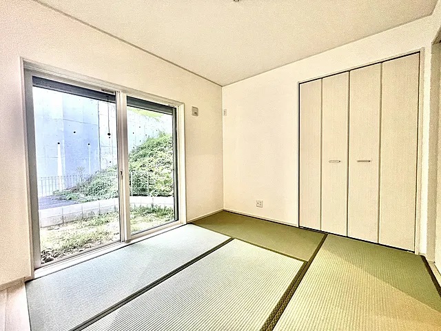 町田市上小山田町の中古戸建て12の和室の写真
