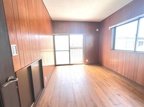 町田市高ヶ坂5丁目の中古戸建ての洋室1の写真