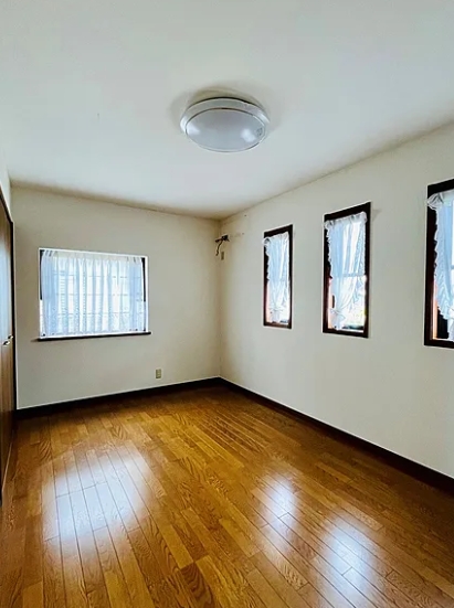 町田市能ヶ谷6丁目の中古戸建ての洋室3の写真