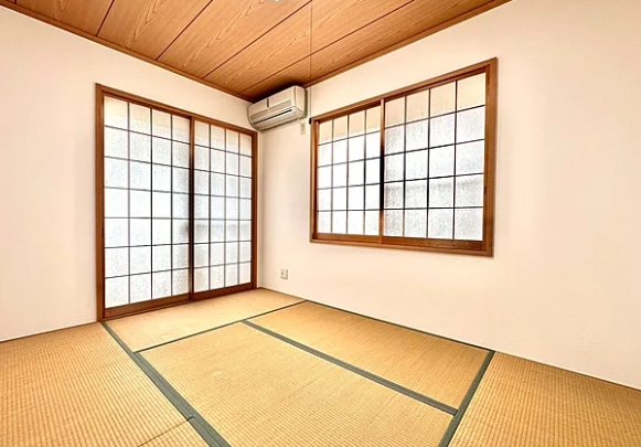 町田市小山町の中古戸建ての和室の写真