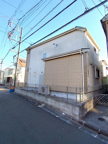 町田市鶴間6丁目の中古戸建ての外観の写真