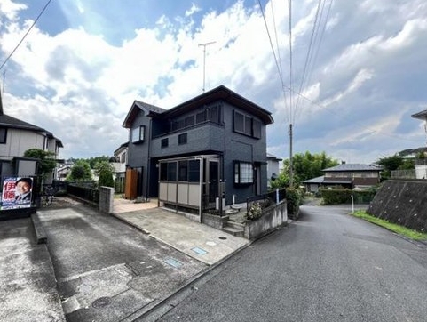 町田市山崎町の中古戸建ての外観の写真