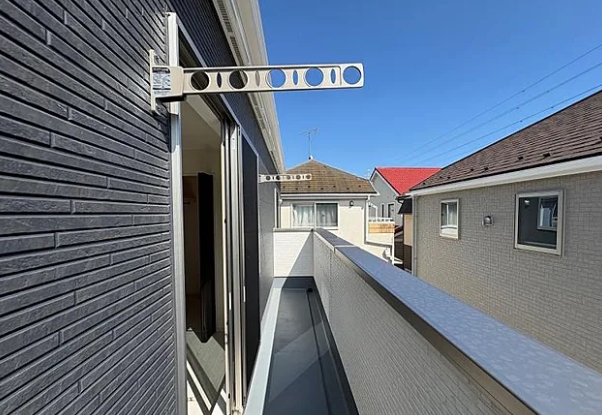 相模原市中央区宮下本町3丁目の新築戸建て1のバルコニーの写真