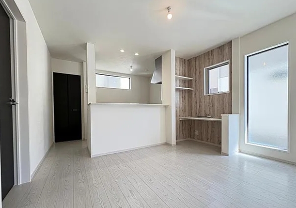 相模原市中央区宮下本町3丁目の新築戸建て1のダイニングの写真