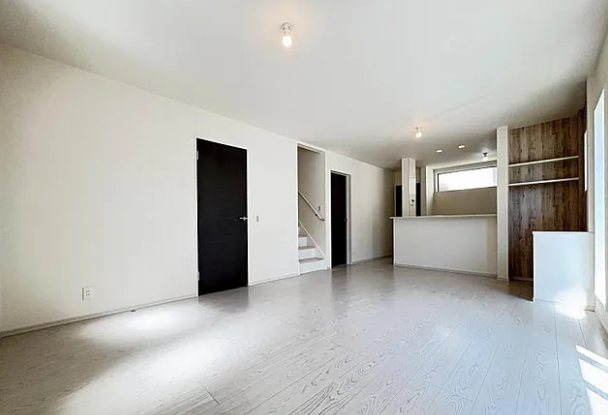 相模原市中央区宮下本町3丁目の新築戸建て1のリビングの写真