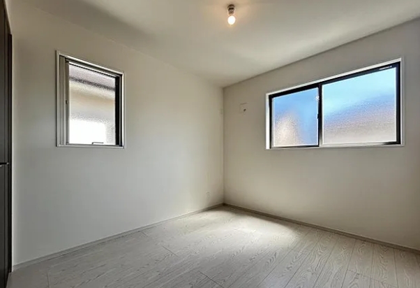 相模原市中央区宮下本町3丁目の新築戸建て2の洋室2の写真