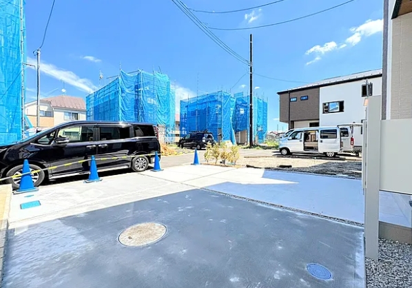 相模原市緑区東橋本3丁目の新築戸建て10の駐車場の写真