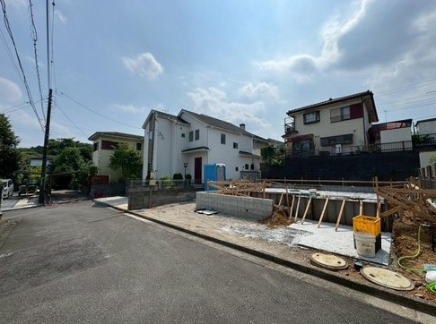 相模原市緑区若葉台1丁目の新築戸建ての外観の写真