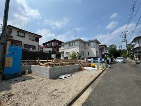 相模原市緑区若葉台1丁目の新築戸建ての外観の写真