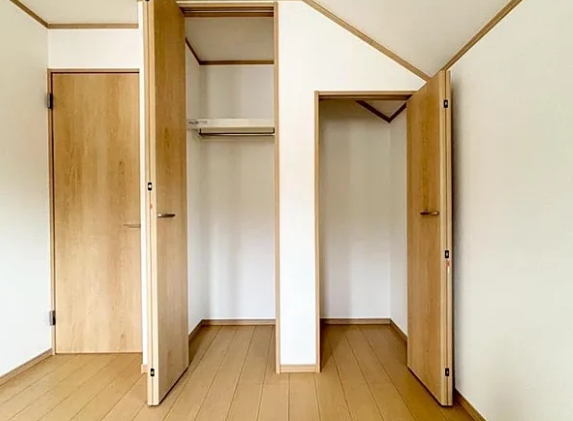 相模原市南区下溝の新築戸建てAの収納3の写真