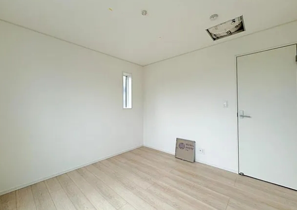 相模原市南区新戸の新築戸建て1の洋室1の写真