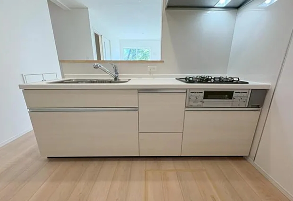 相模原市南区新戸の新築戸建て2のキッチンの写真