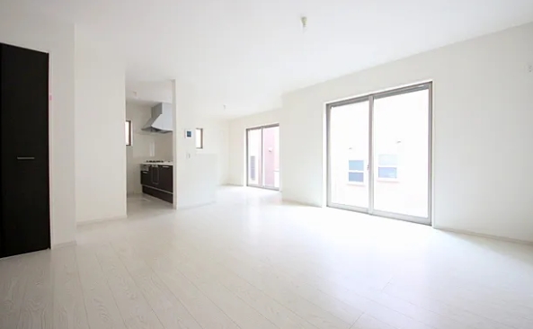 相模原市南区相南2丁目の新築戸建て1のリビングの写真