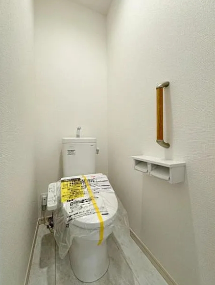 相模原市南区相南3丁目の新築戸建て2のトイレ1Fの写真