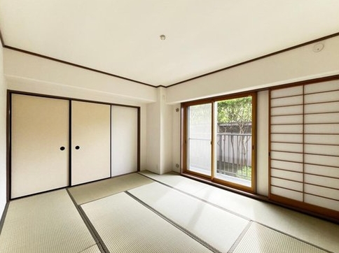八王子市台町の中古マンションの和室の写真