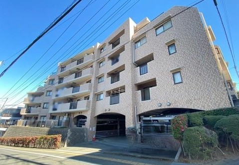八王子市台町2丁目の中古マンションの外観の写真