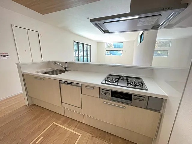 八王子市台町3丁目の新築戸建て2号棟のキッチンの写真