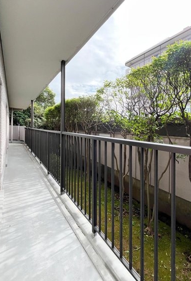八王子市台町4丁目の中古マンションのバルコニーの写真