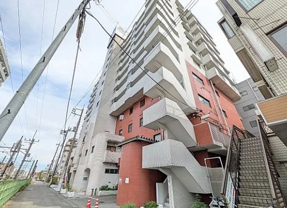 八王子市台町4丁目の中古マンションの外観の写真