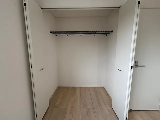 八王子市大楽寺町の新築戸建ての収納の写真