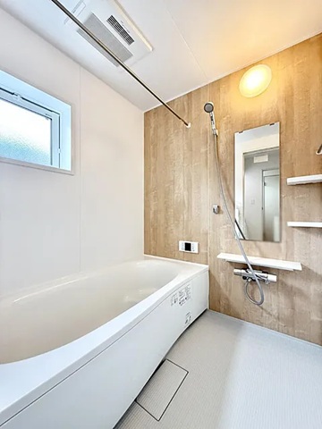 八王子市富士見町の新築戸建て2号棟のバスルームの写真
