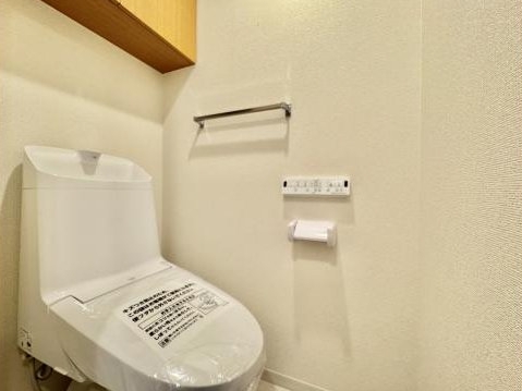 八王子市八幡町の中古マンションのトイレの写真