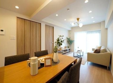八王子市初沢町の中古マンションのダイニングの写真