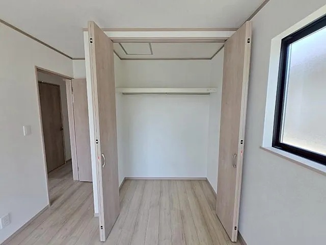 八王子市上壱分方町の新築戸建てC号棟の収納の写真