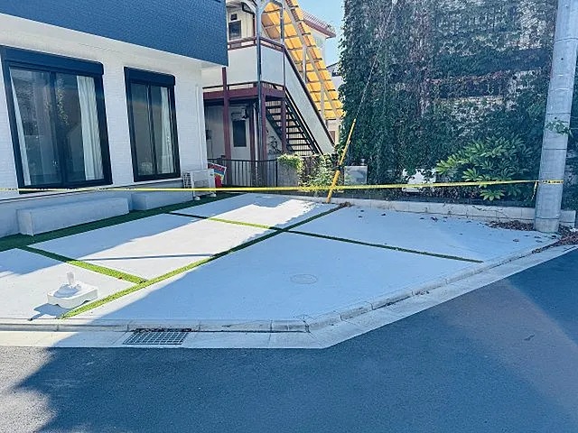 八王子市上壱分方町の新築戸建てF号棟の駐車場の写真