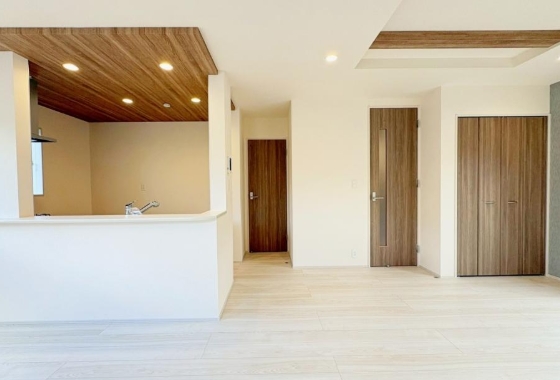 八王子市上柚木の新築戸建て2号棟のダイニング