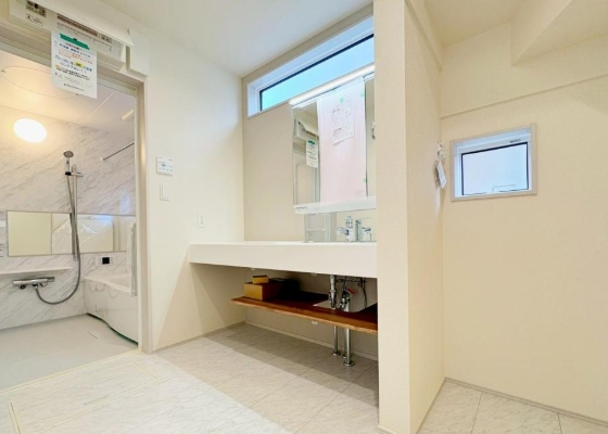 八王子市上柚木の新築戸建て2号棟の洗面化粧台