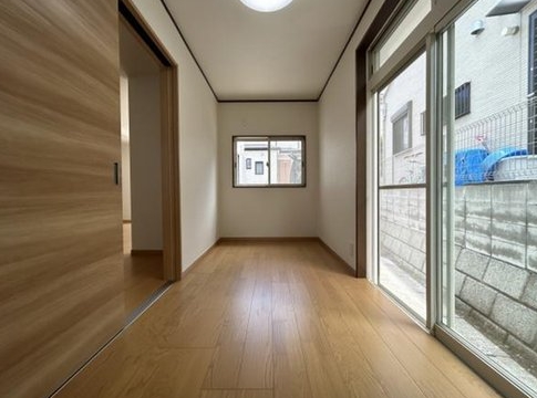 八王子市加住町2丁目の中古戸建ての洋室1の写真