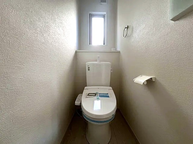 八王子市片倉町の新築戸建てのトイレの写真