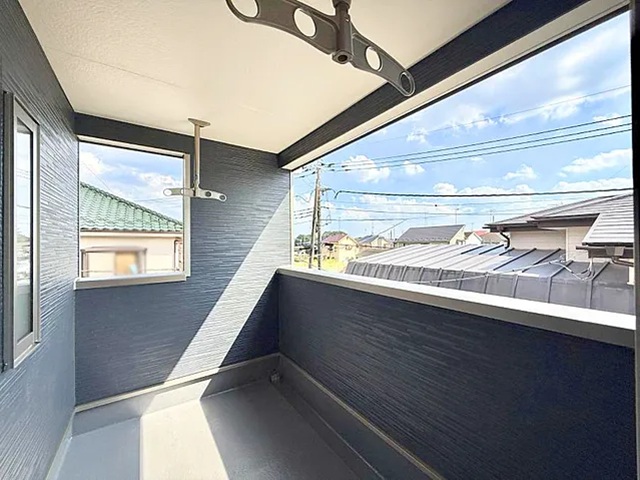 八王子市川口町の新築戸建てのバルコニーの写真