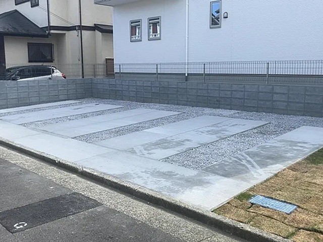 八王子市北野台2丁目の新築戸建ての駐車場の写真