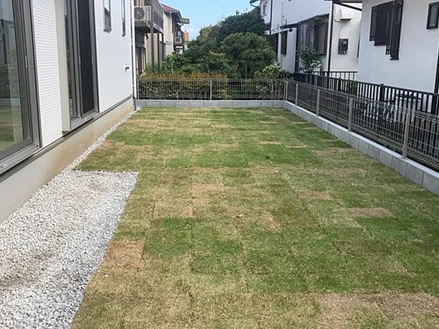 八王子市北野台2丁目の新築戸建ての庭の写真