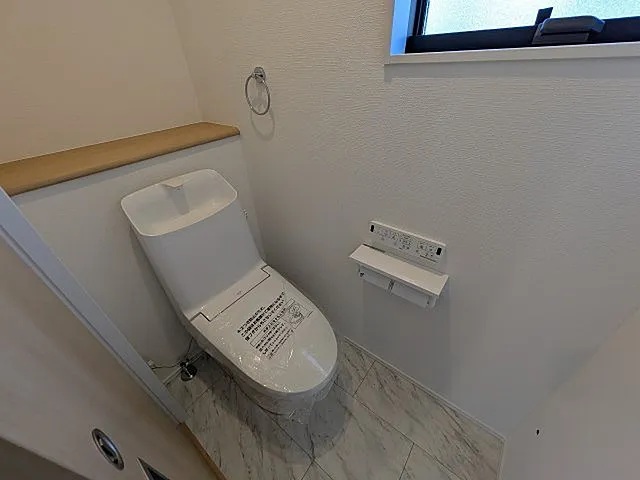 八王子市北野台4丁目の新築戸建て1号棟のトイレの写真