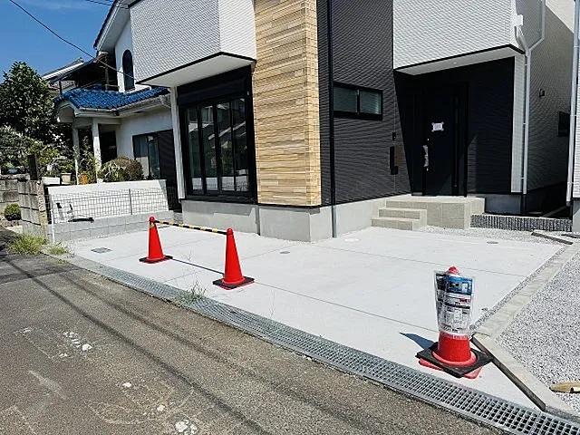 八王子市清川町の新築戸建て1号棟の駐車場の写真