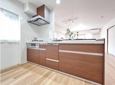 八王子市久保山町の中古マンションのキッチンの写真