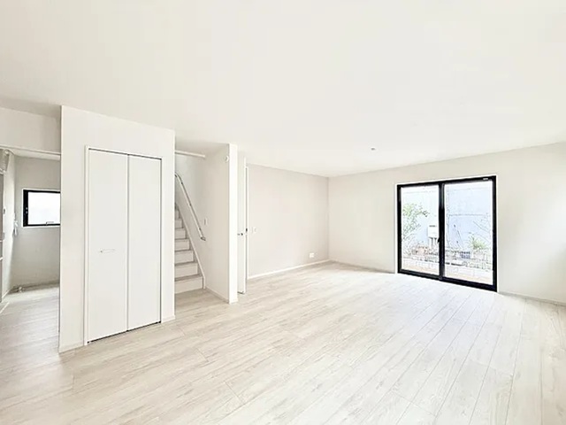 八王子市椚田町の新築戸建て1号棟のリビングの写真