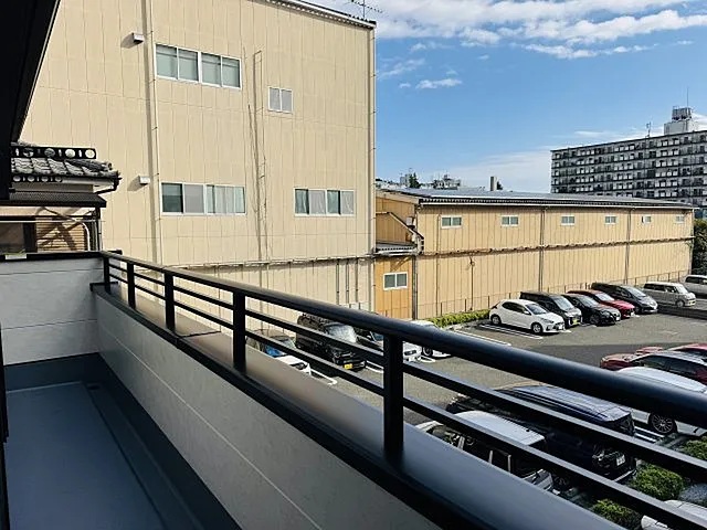八王子市椚田町の新築戸建て2号棟のバルコニーの写真