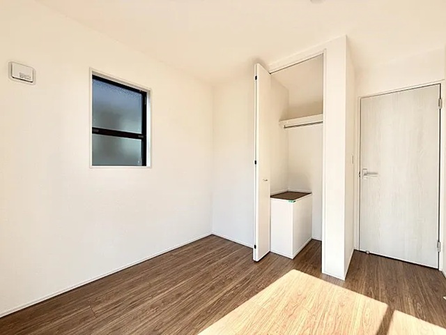 八王子市丸山町の新築戸建て2号棟の洋室3の写真