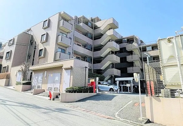 八王子市松木の中古マンションの外観の写真